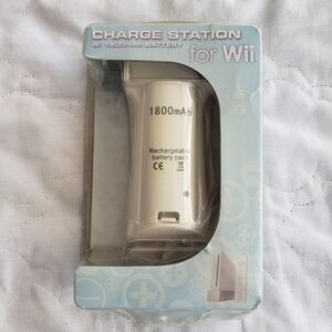 Wii Remote Charging Station 1800mAh Rechargeable Battery Pack Dock New
